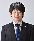 弁護士 吉川 栄輔